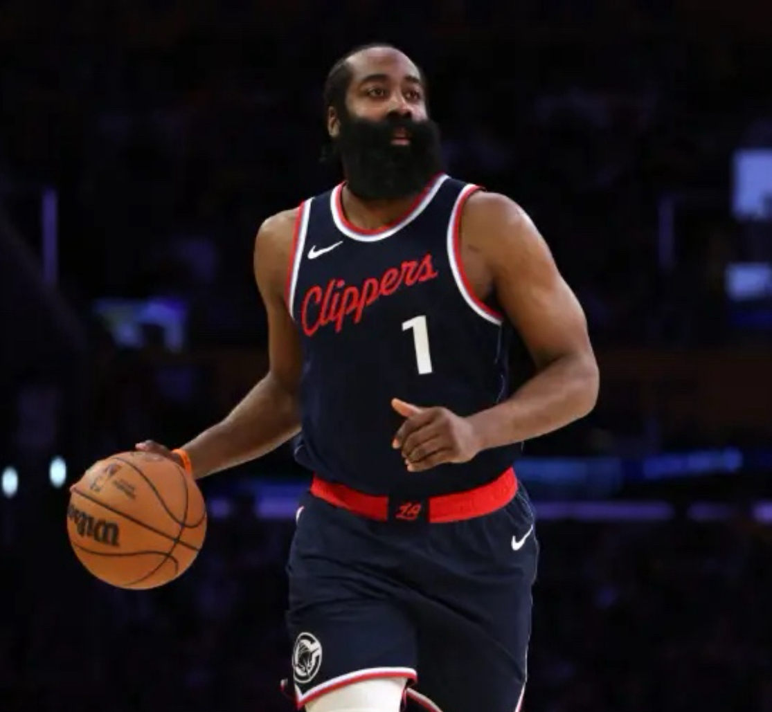 哈登主教练3选1再成焦点(哈登训练师称他能再拿3个MVP)
